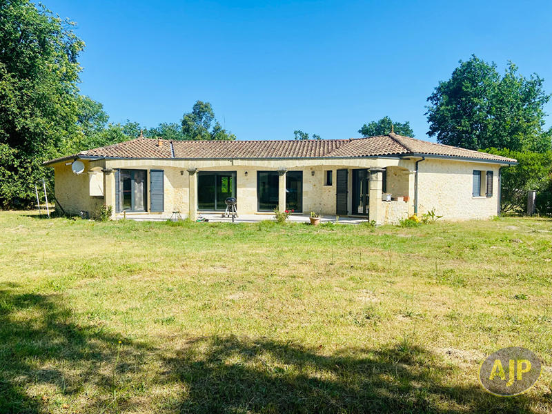 Maison - 145 m² - 5 pièces