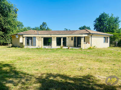 Maison - 145 m² - 5 pièces