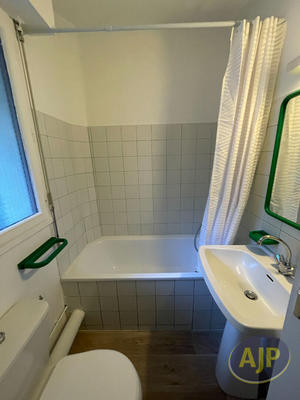 Appartement - 16 m² - 1 pièce