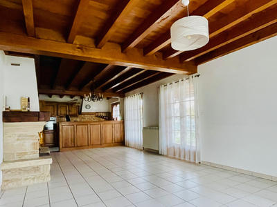 Maison - 143 m² - 4 pièces