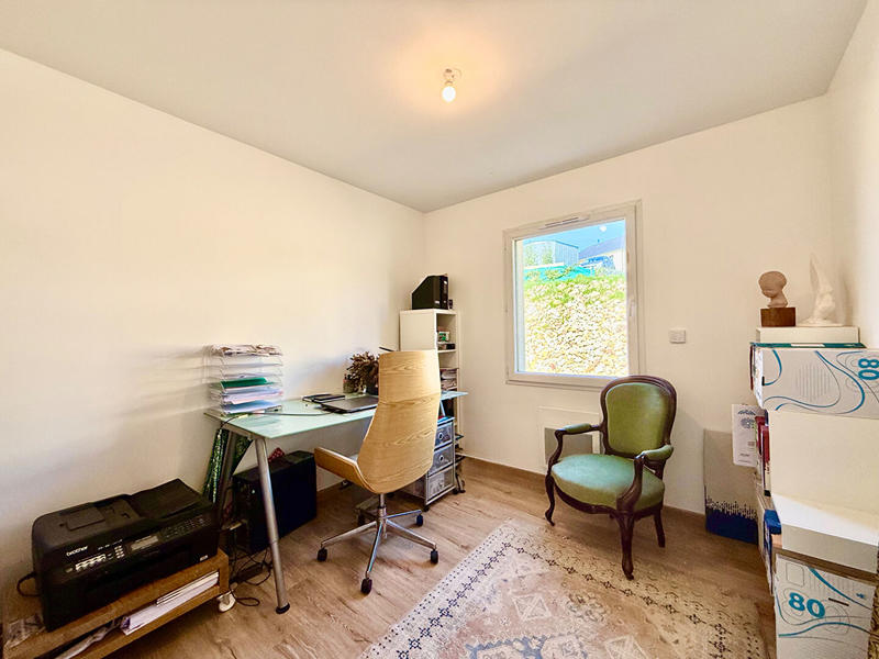 Maison - 80 m² - 5 pièces