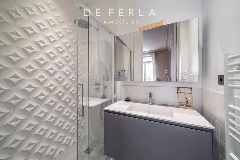 Appartement - 190 m² - 5 pièces