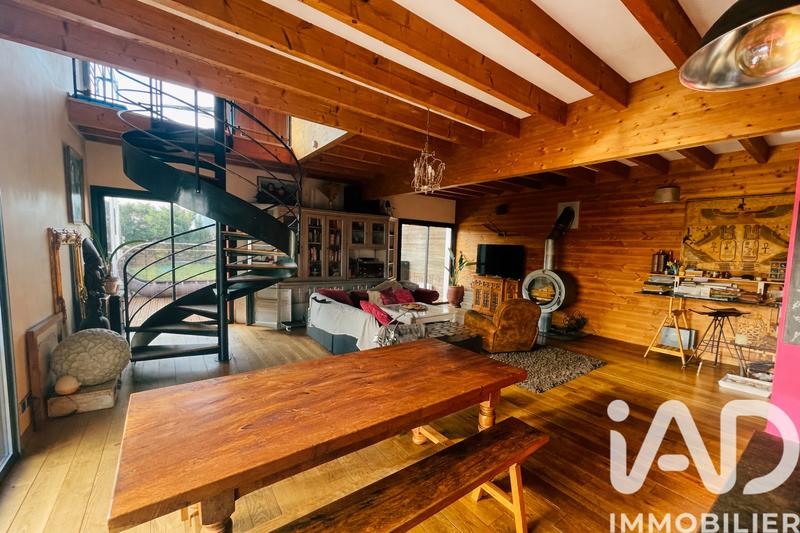 Maison - 123 m² - 4 pièces