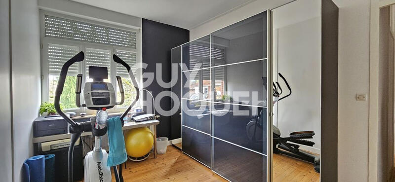 Maison - 206 m² - 8 pièces