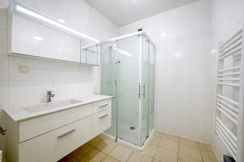 Appartement - 95 m² - 4 pièces