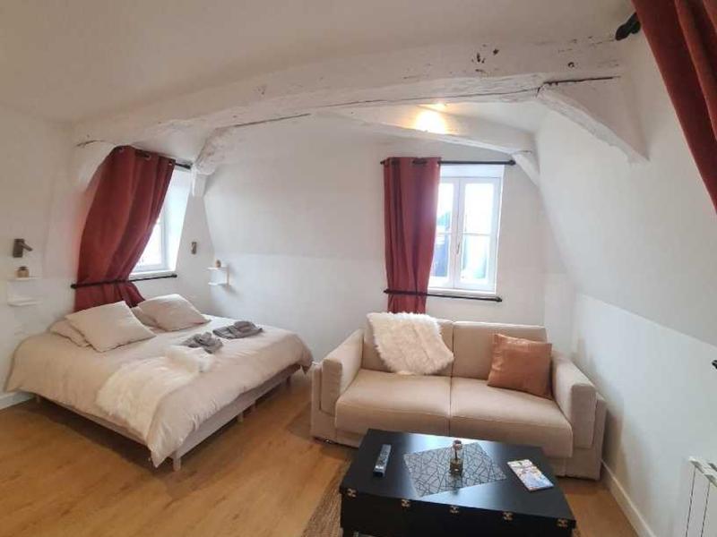 Local commercial - 233 m² - 12 pièces