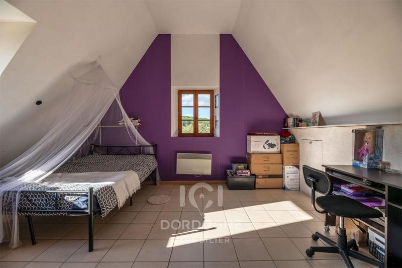 Maison en pierre - 130 m² - 4 pièces