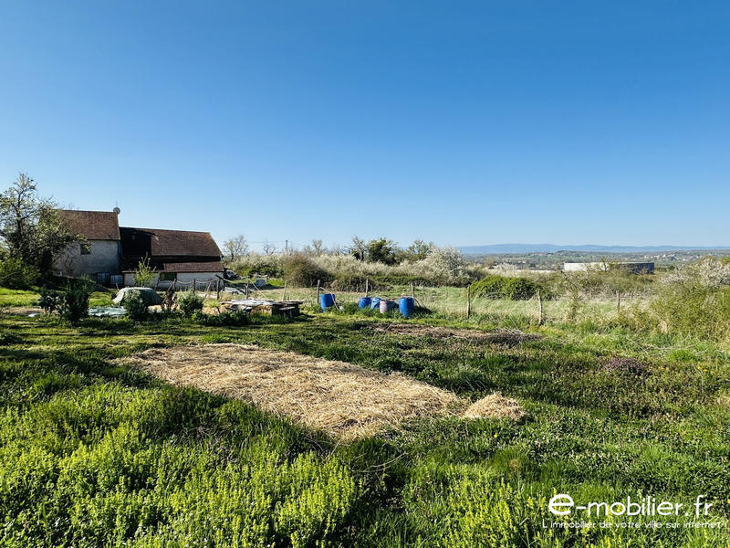 Maison - 94 m² - 5 pièces