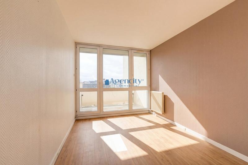 Duplex - 122 m² - 6 pièces