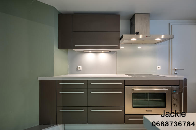 Appartement - 160 m² - 4 pièces