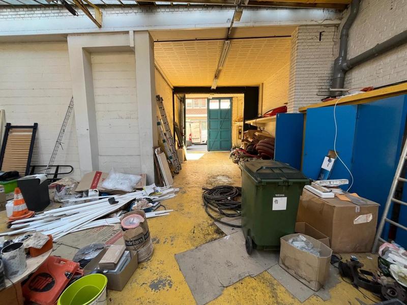 Local commercial - 270 m² - 1 pièce