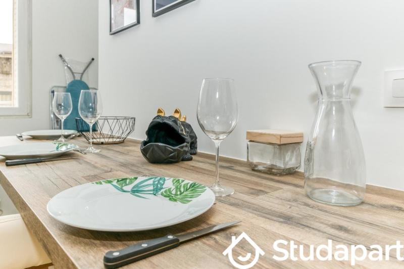 Chambre - 10 m² - 1 pièce