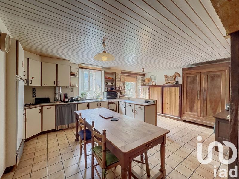 Maison - 340 m² - 15 pièces