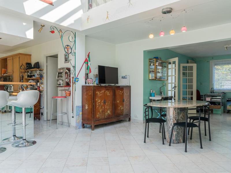 Maison - 209 m² - 6 pièces