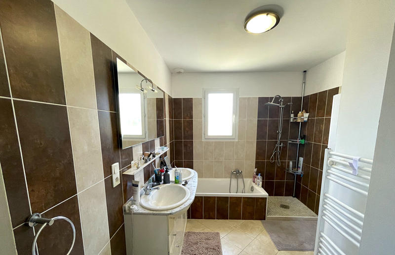 Maison - 101 m² - 4 pièces