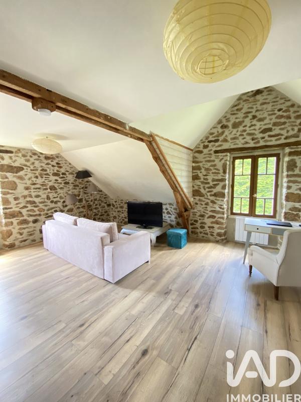 Maison - 98 m² - 4 pièces