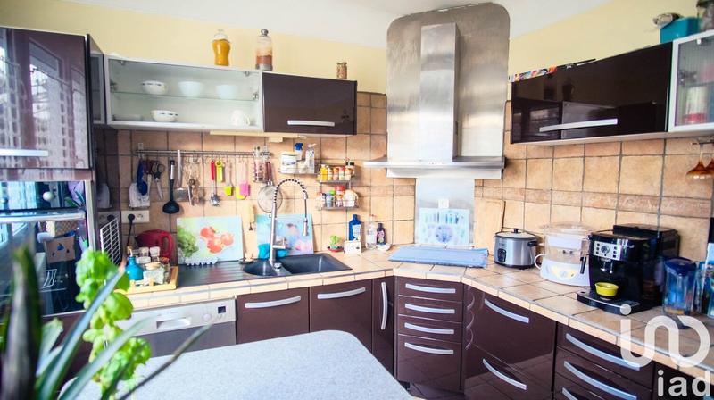 Maison - 98 m² - 5 pièces