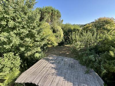 Maison traditionnelle - 201 m² - 8 pièces