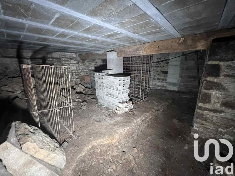 Maison - 215 m² - 7 pièces