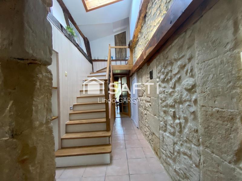 Maison - 215 m² - 7 pièces