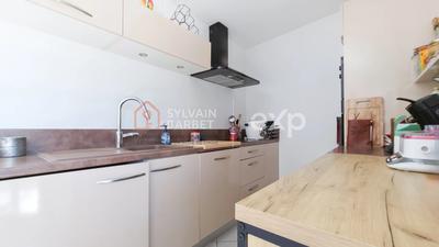 Appartement - 75 m² - 3 pièces
