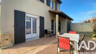 Maison - 97 m² - 4 pièces