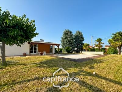 Maison - 99 m² - 6 pièces