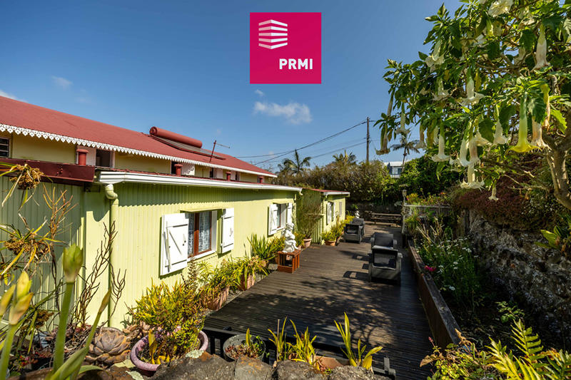 Maison - 300 m² - 8 pièces