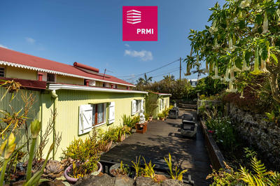 Maison - 300 m² - 8 pièces