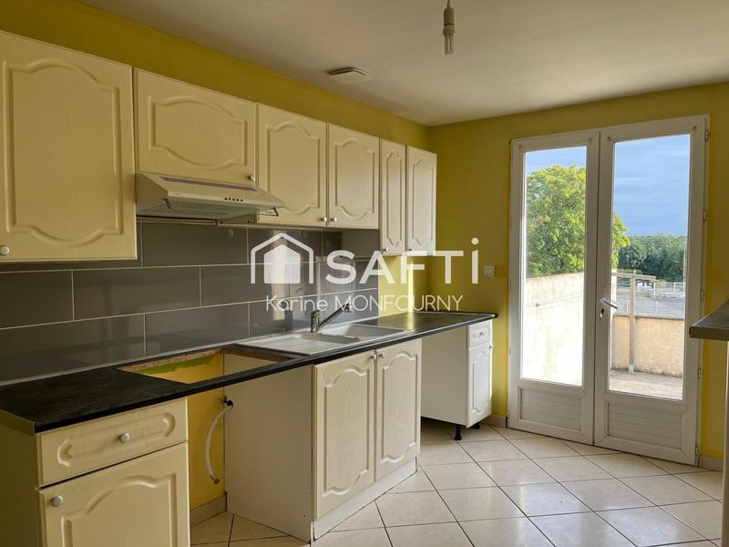 Maison - 95 m² - 5 pièces