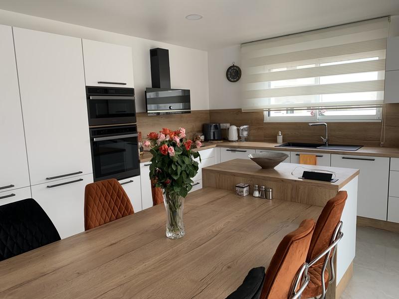 Maison - 145 m² - 6 pièces