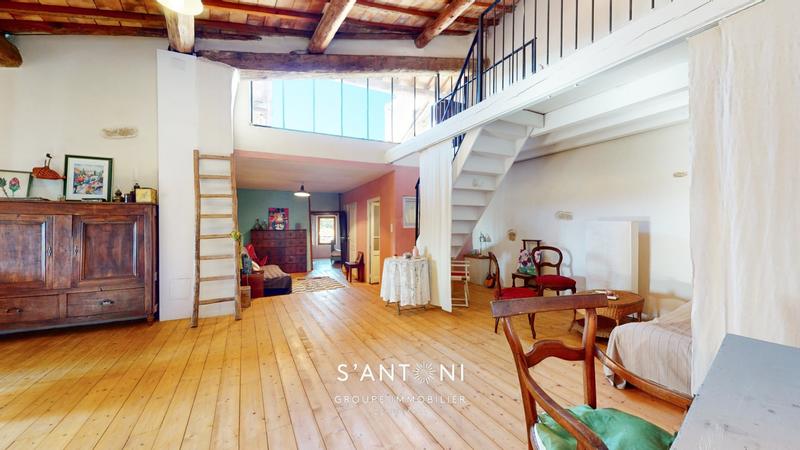 Maison de village - 180 m² - 4 pièces