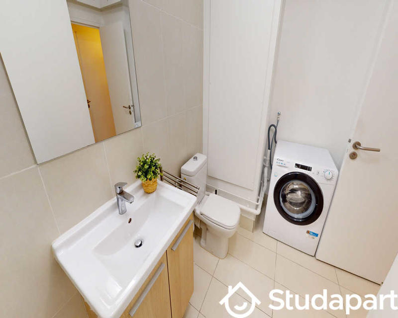 Chambre - 60 m² - 1 pièce