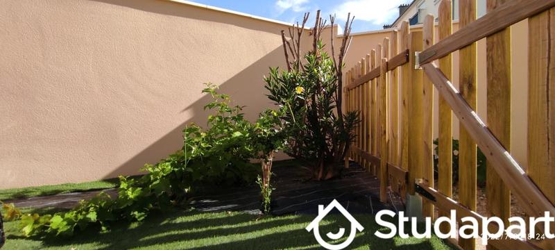 Chambre - 9 m² - 1 pièce