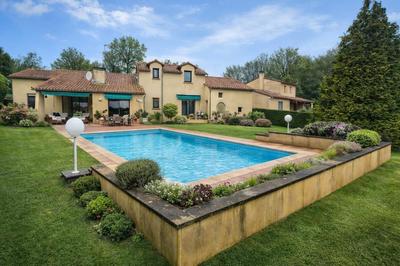 Maison - 162 m² - 6 pièces