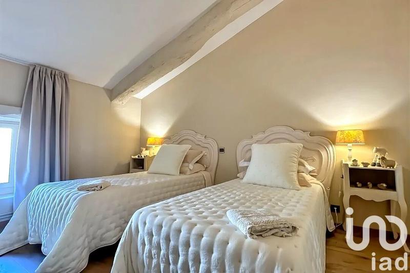 Maison de village - 239 m² - 6 pièces