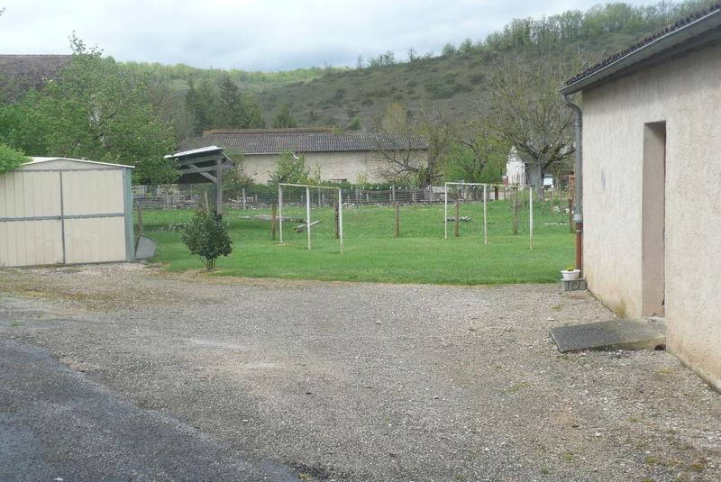 Maison - 420 m² - 18 pièces