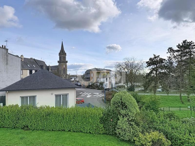 Maison - 111 m² - 5 pièces