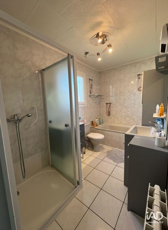 Maison - 136 m² - 4 pièces