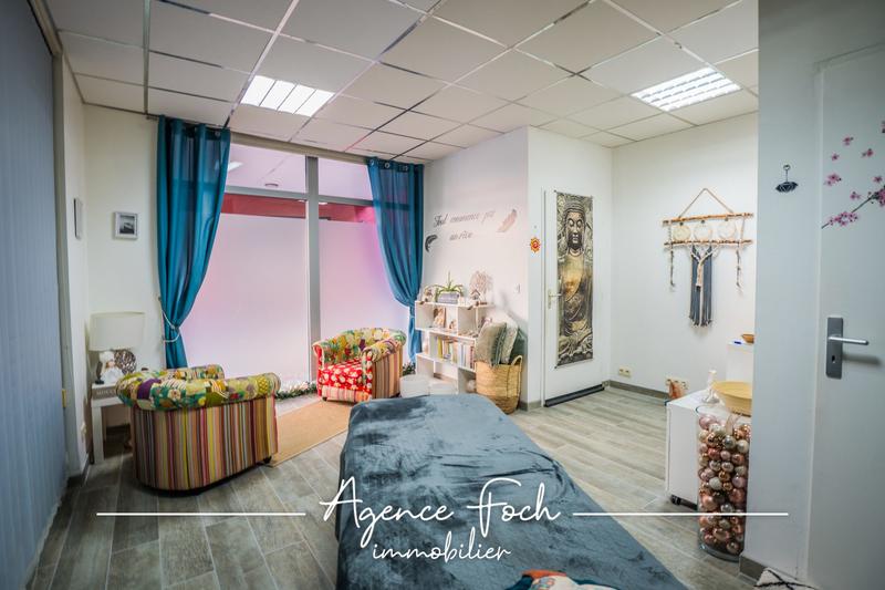 Local d'activités - 33 m²