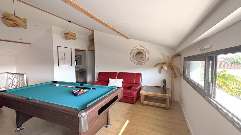 Maison - 189 m² - 6 pièces