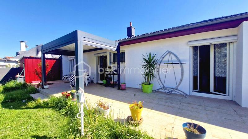 Maison - 110 m² - 4 pièces