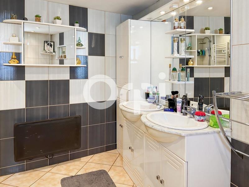 Maison - 91 m² - 5 pièces