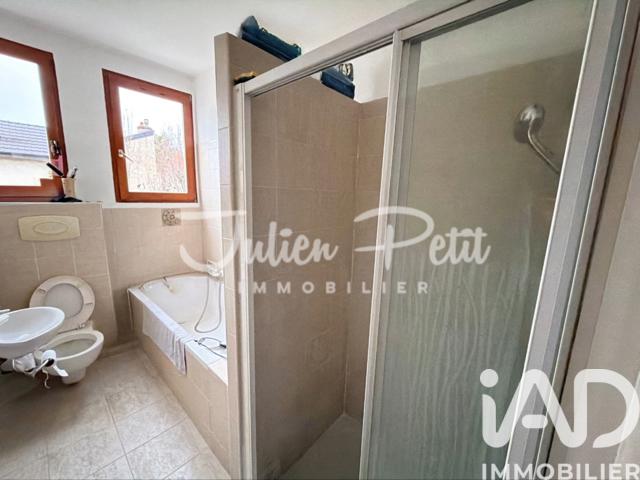 Maison - 125 m² - 7 pièces
