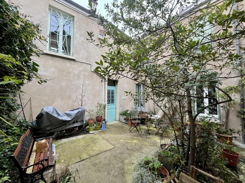 Maison - 140 m² - 6 pièces