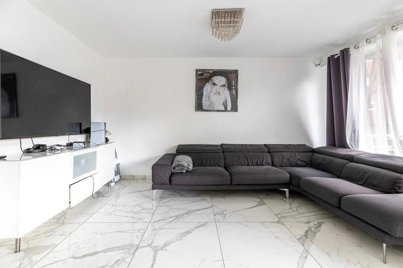 Appartement - 94 m² - 4 pièces