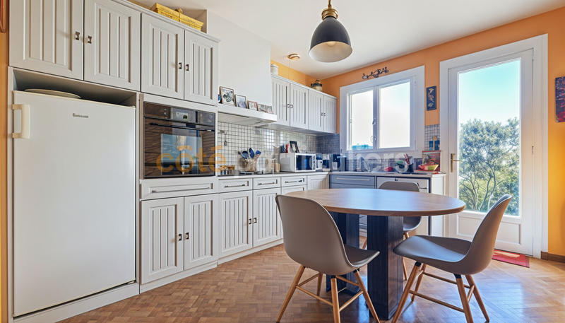 Maison - 145 m² - 6 pièces