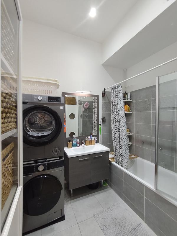 Appartement - 64 m² - 3 pièces