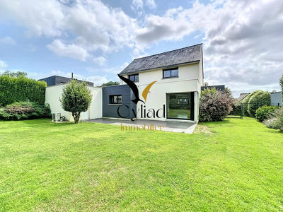 Maison contemporaine - 136 m² - 6 pièces