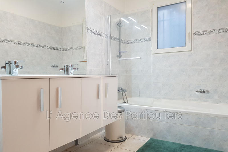 Maison - 103 m² - 4 pièces